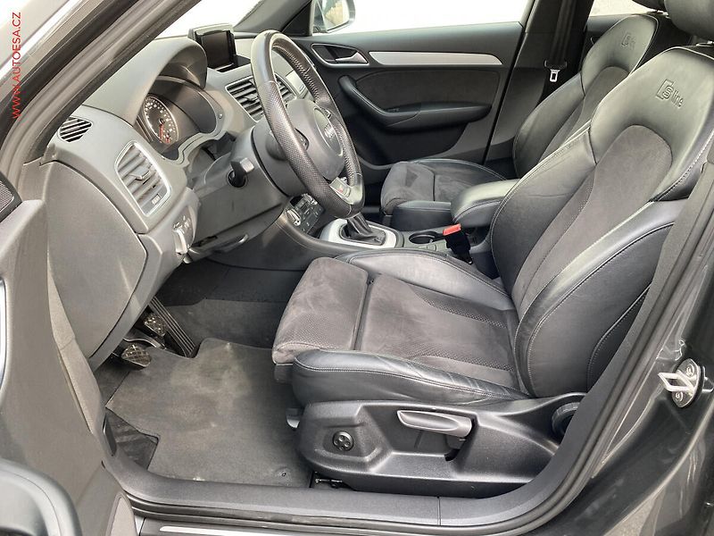 Audi Q3 (2014) 2.0 TDi quattro, S-line - fotka 9 z 17