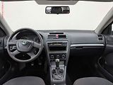 Škoda Octavia (2011) 1.6 MPi, ČR, Klima - náhled 8