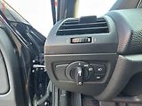BMW Řada 1 (2008) 2.0 D 123d, ČR, AC, xenon - náhled 13