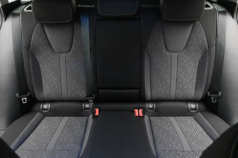 Škoda Octavia 2,0 TDI 110 kW DSG STYLE Záruk - fotka 28 z 31