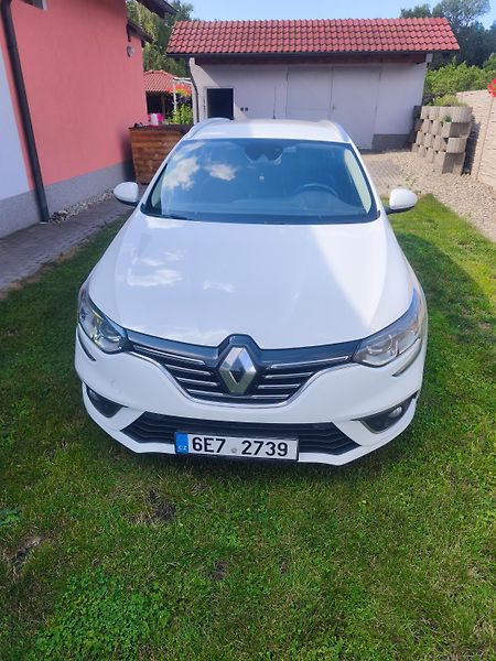 Renault Mégane (2017) Grandtour 1.6 - fotka 1 z 12