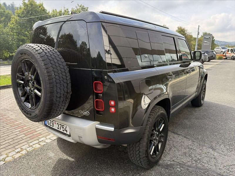 Land Rover Defender 2,0 110 S D200 - fotka 7 z 20