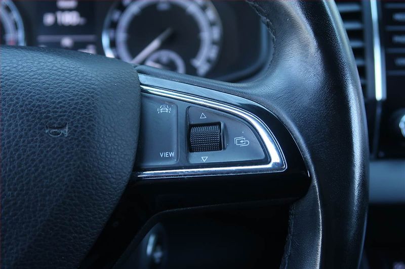 Škoda Karoq (2019) 1.6 TDI, Tempomat - fotka 21 z 25
