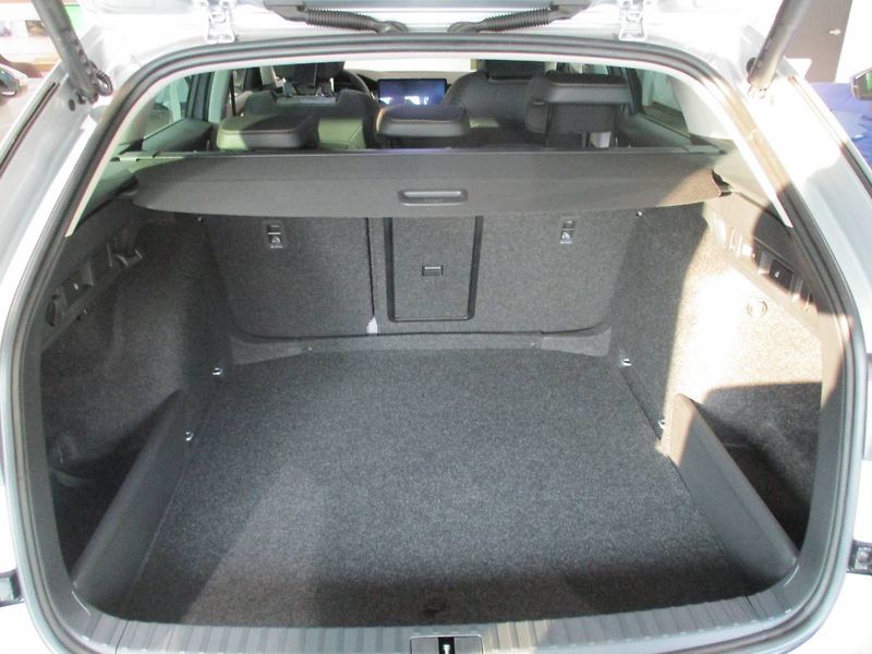 Škoda Octavia Combi Top Selection 2,0 TDI/11 - fotka 16 z 18