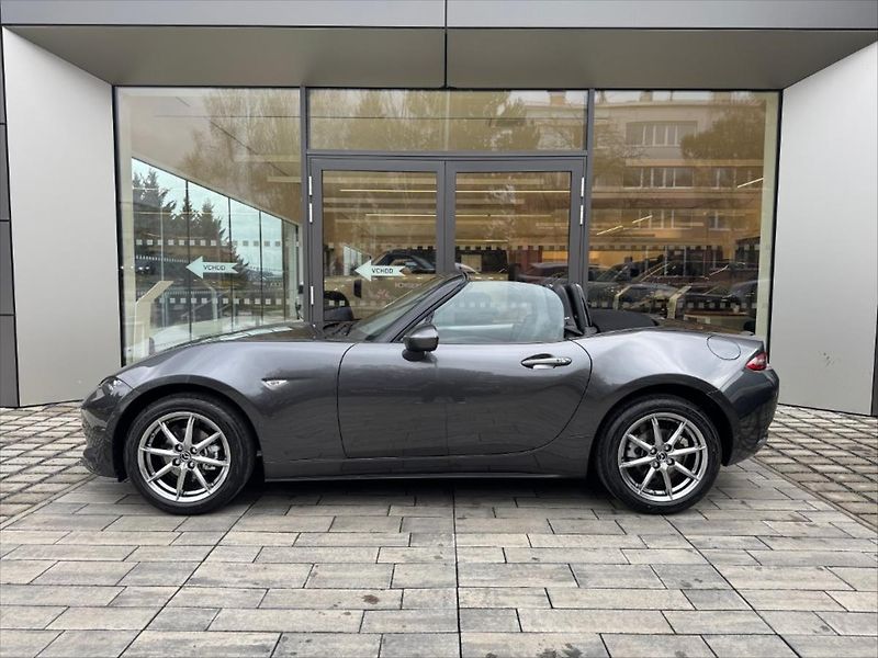 Mazda MX-5 (2025) 1,5 132ps 6MT RWD Exlusive-Lin - fotka 3 z 11