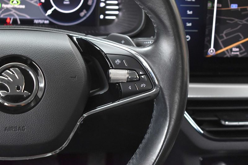 Škoda Kamiq 1.5TSI DSG*STYLE*ACC*KAMERA*ČR - fotka 19 z 42