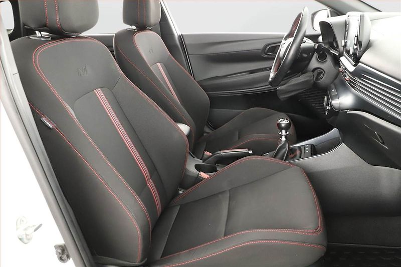 Hyundai i20 (2022) N Line 1.0 T-GDI, ČR,1.maj - fotka 7 z 15