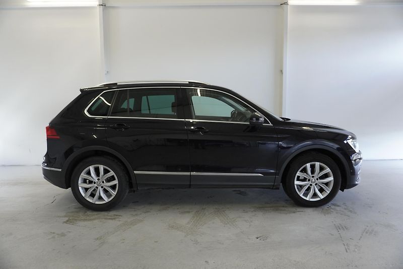 Volkswagen Tiguan 2.0 TDI 110kW DSG7 - fotka 17 z 28