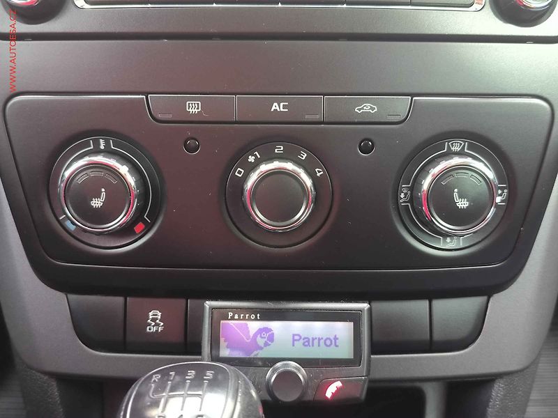 Škoda Yeti (2013) 1.2 TSi, TZ, +kola, panor - fotka 12 z 16
