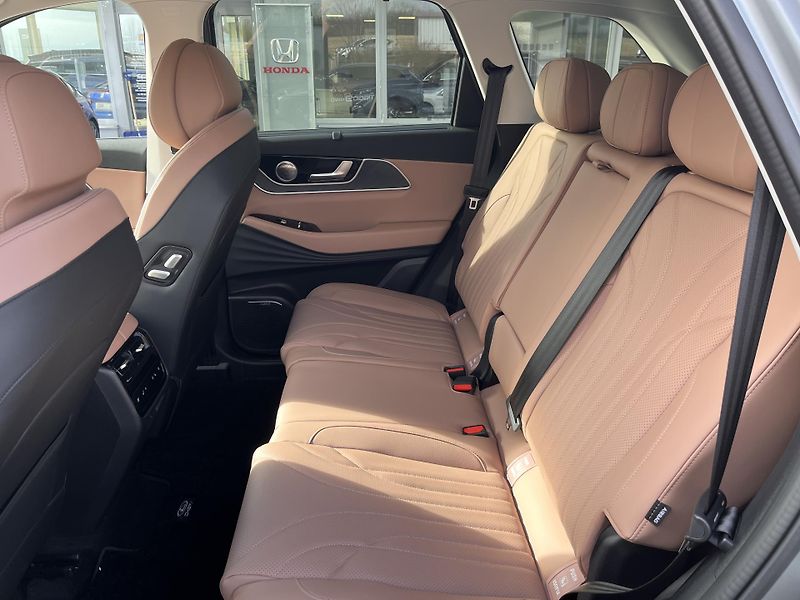 Chery TIGGO 9 PHEV (2026) UNIQUE 315Kw 4x4 - fotka 15 z 39