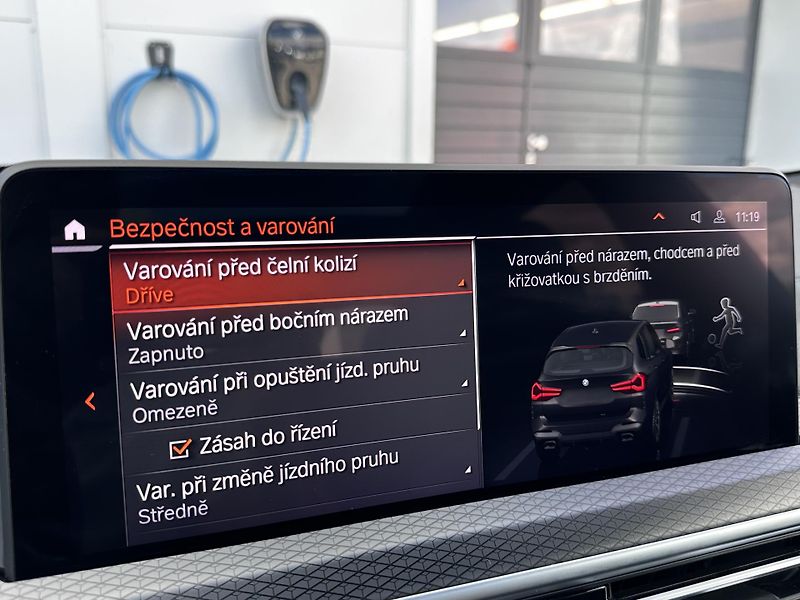 BMW X3 M40d xDrive - fotka 18 z 29