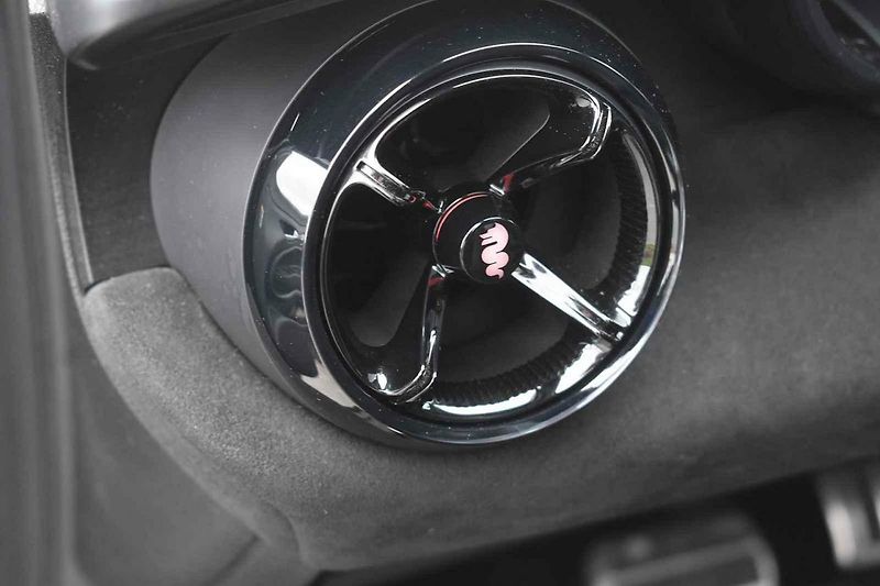 Alfa Romeo Junior je určitě vhodná pro výlety na zajímavá místa.