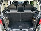 Volkswagen Touran 2.0TD MAN 7MÍST SERVISKA TAŽNÉ - náhled 20