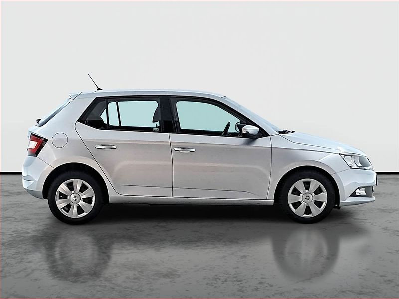 Škoda Fabia (2015) 1.2 TSI - fotka 6 z 16
