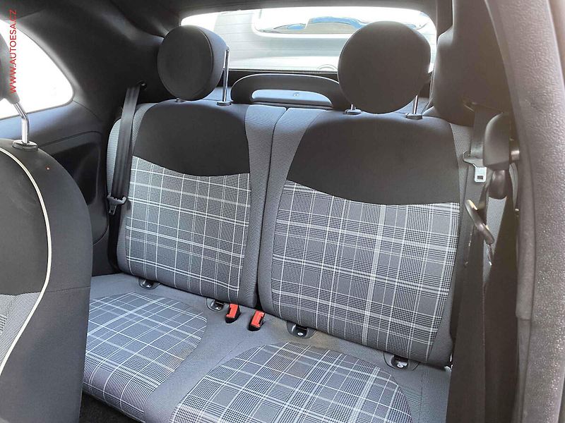 Fiat 500 (2021) 1.0i C, Lounge, navi - fotka 7 z 14