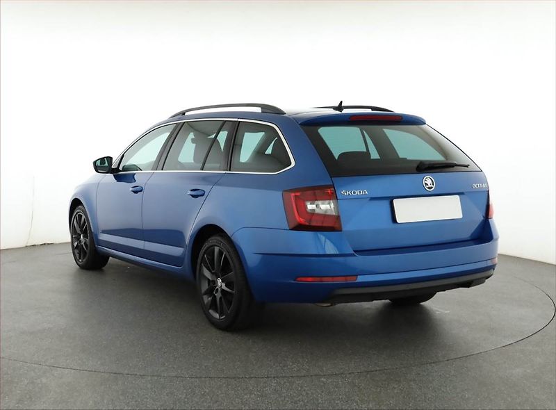 Škoda Octavia (2017) Style 2.0 TDI, Serv.kniha - fotka 4 z 18