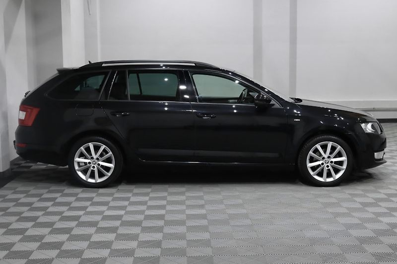 Škoda Octavia 3 Combi 1.4 TSI 110kW DSG - fotka 4 z 27