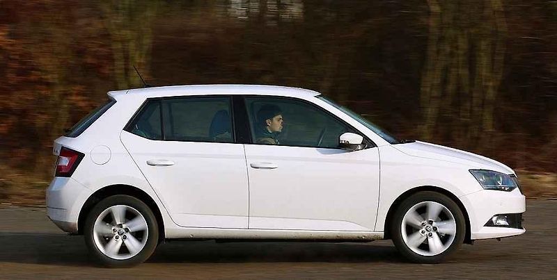 Škoda Fabia a Hyundai i20 (zleva).