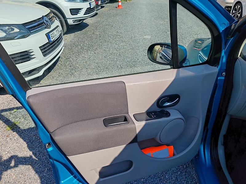 Renault Modus 1.6 i 65tkm - fotka 8 z 22