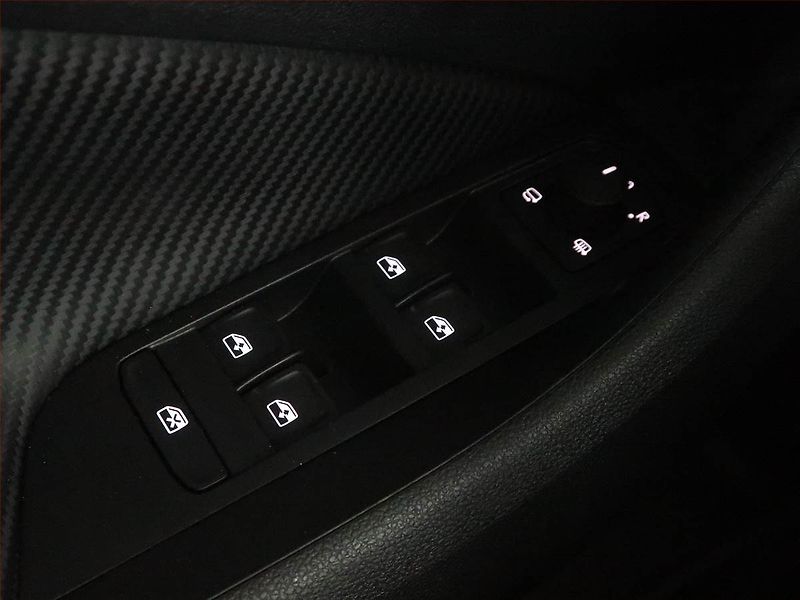 Škoda Kamiq (2025) 1.5 TSI, Monte Carlo - fotka 16 z 16