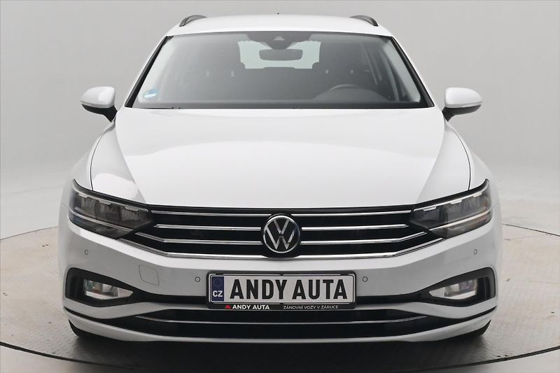 Volkswagen Passat 2,0 TDI 110KW DSG BUSINESS Zár - fotka 2 z 31