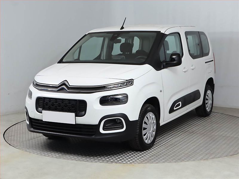 Citroën Berlingo (2022) Feel 1.5 BlueHDi, 5Míst, ČR - fotka 2 z 15