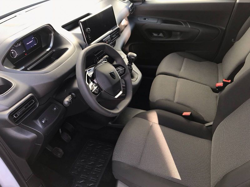 Peugeot Partner (2025) Furgon L1 650 1,5 BlueHDi S&S - fotka 5 z 7
