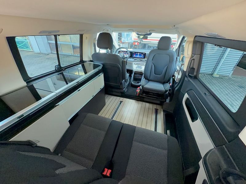 Mercedes-Benz Třídy V V 220 d 4MATIC Marco Polo - fotka 14 z 35