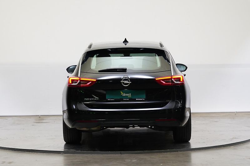 Opel Insignia - fotka 6 z 26