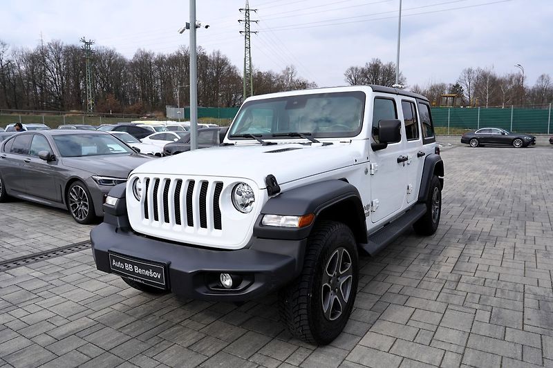 Jeep Wrangler 2.2 CRD/Sport/MultiJet/4x4/AT - fotka 2 z 44