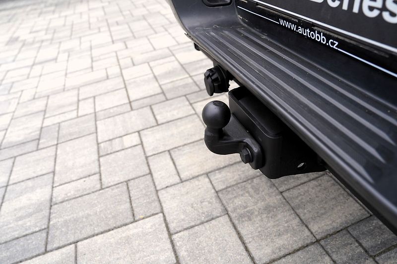 Ford Ranger 3,2 TDCi/4x4/Wildtrak/147KW/AT - fotka 14 z 49