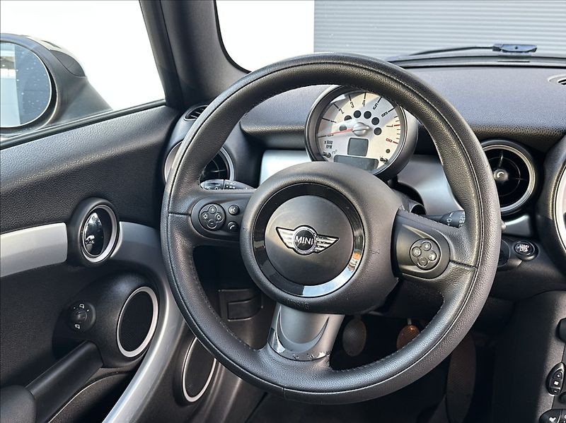 Mini Clubman 1,6 122PS  Chili JCW Recaro - fotka 23 z 50