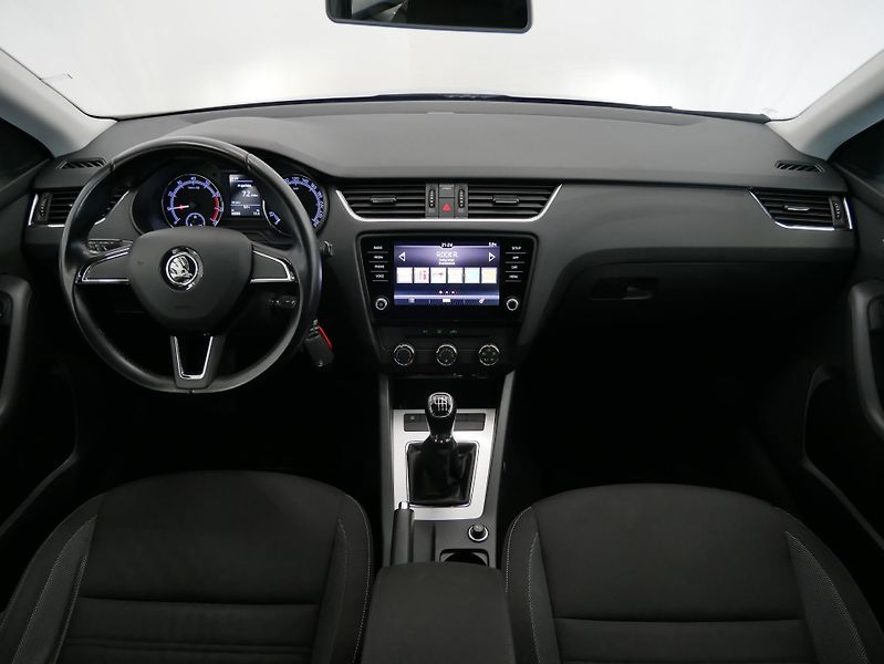 Škoda Octavia - fotka 5 z 24