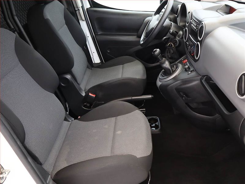 Peugeot Partner (2017) 1.6 HDi, ČR, DPH - fotka 7 z 10