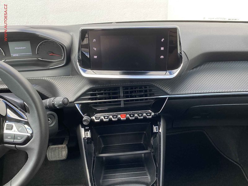 Peugeot 208 (2023) 1.2 PT, Active, AT, navi - fotka 12 z 18