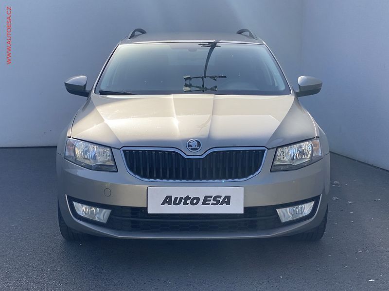 Škoda Octavia (2016) 1.6TDi, 1.maj,ČR, AC, park - fotka 2 z 17