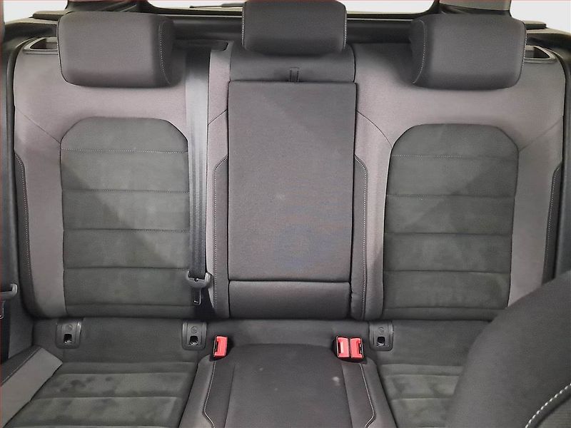 Volkswagen Golf (2020) 1.5 TSI, Automat, Tempomat - fotka 10 z 22