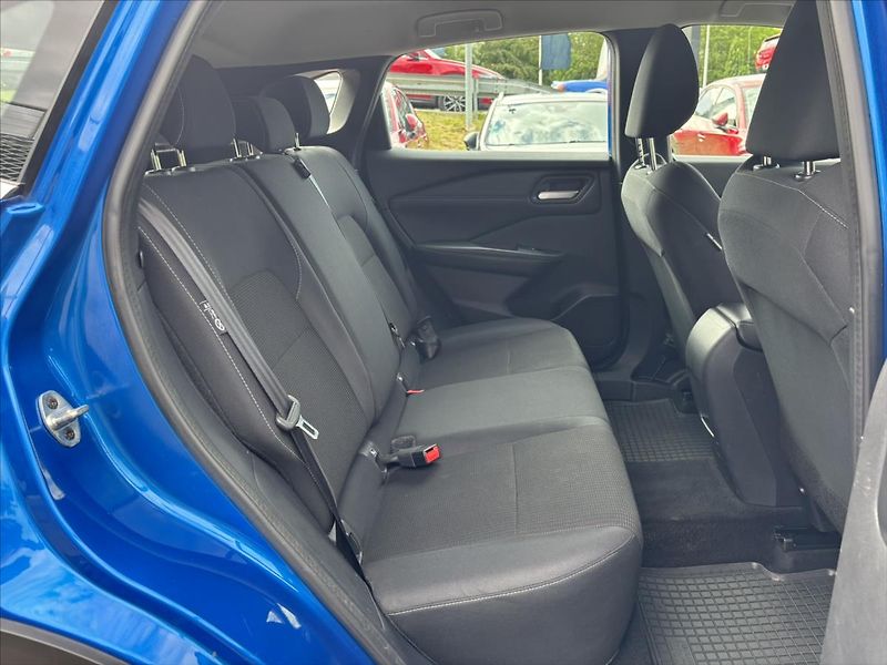 Nissan Qashqai 1,3 DIG-T Visia PLNÝ SERVIS - fotka 14 z 39