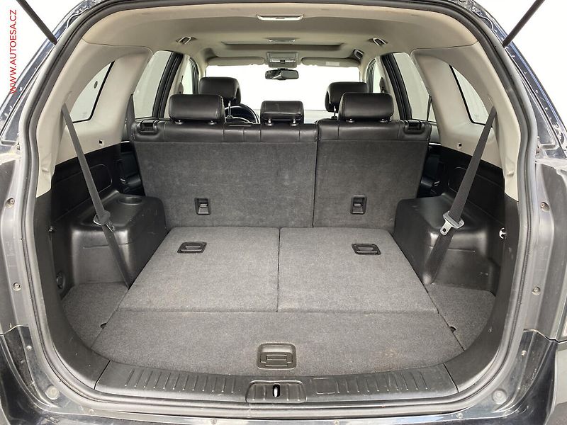 Chevrolet Captiva (2012) 2.2 VCDi 4X4, LTZ, AT, šíbr - fotka 7 z 21