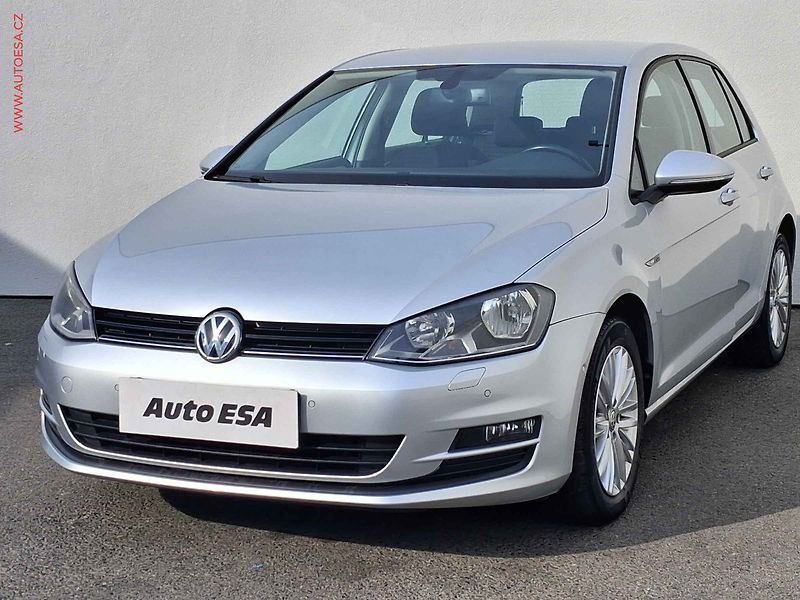 Volkswagen Golf (2014) 1.2 TSi, CUP - fotka 3 z 16