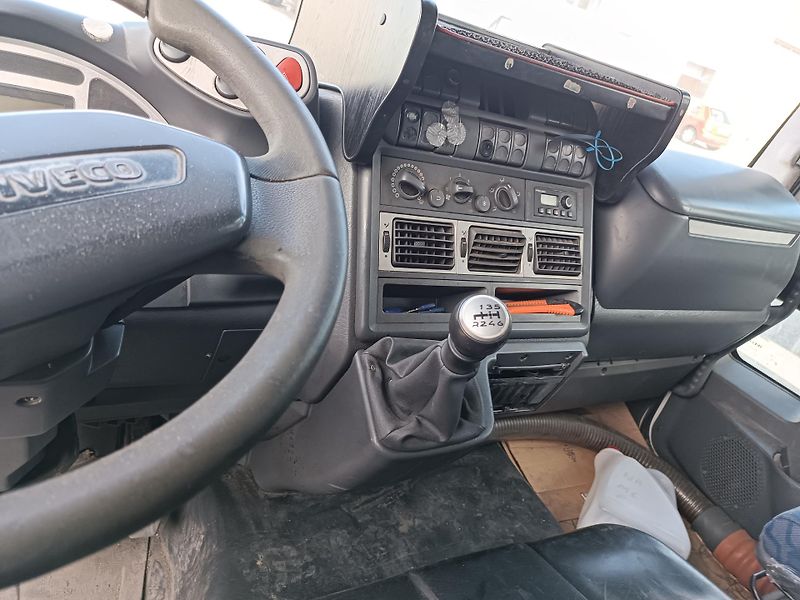 Iveco Eurocargo ML75E16 valník+plachta - fotka 6 z 16