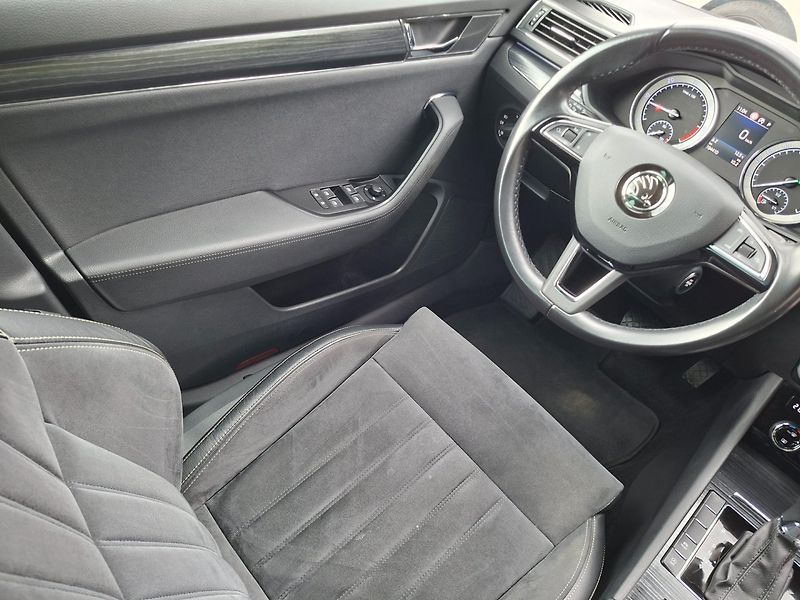 Škoda Superb (2019) 2.0TDI 110kW DSG -WEBASTO-DCC - fotka 11 z 43