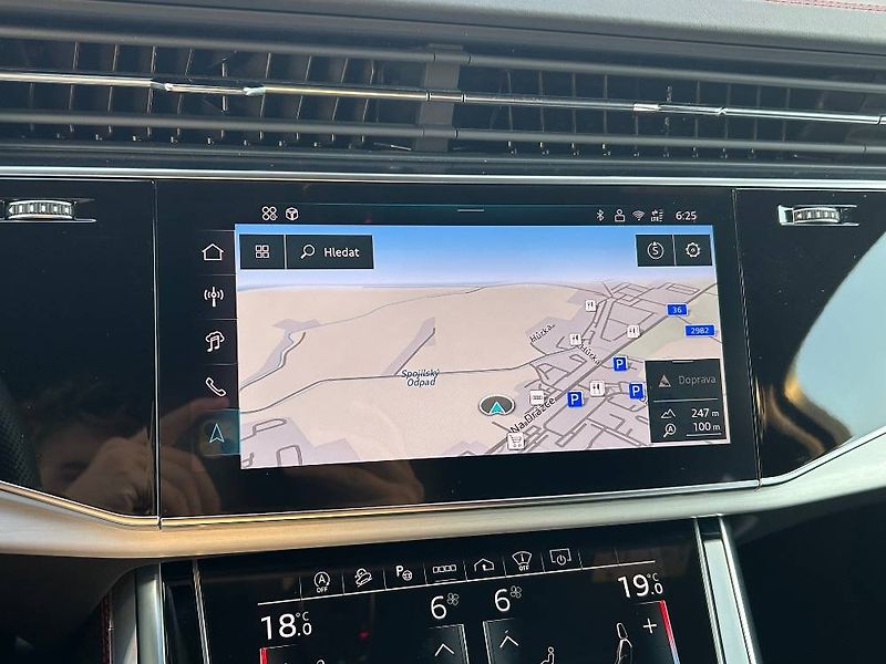 Audi Q7 SUV 50 Sline Quattro 8TT 3,0TD - fotka 17 z 30