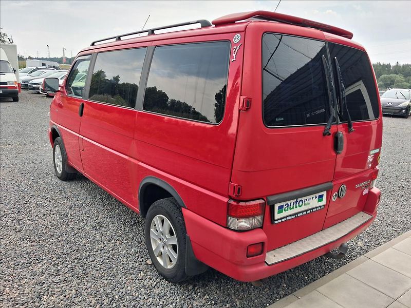 Volkswagen Caravelle 2,5 8míst, TZ, webasto,kamera - fotka 5 z 19