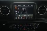 Jeep Wrangler (2022) 2.0 4xe PHEV Unlimited Sahara - náhled 33