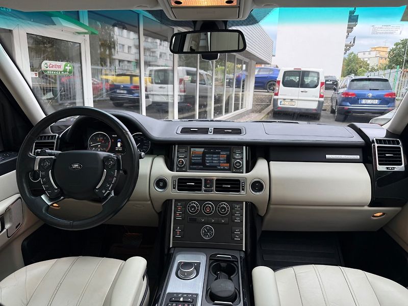 Land Rover Range Rover (2012) 4.4 TDV8 Vogue - fotka 14 z 27