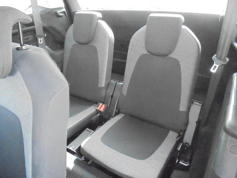 Citroën C4 SpaceTourer (2019) 1.5 HDI- 7. MÍST - fotka 14 z 14