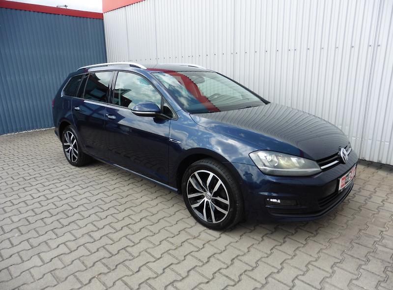 Volkswagen Golf Variant 1.4 TSi Highline Navi - fotka 2 z 14