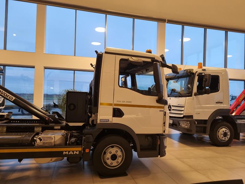 MAN TGL 12.220 NOSIČ KONTEJNERU 8T - fotka 3 z 19