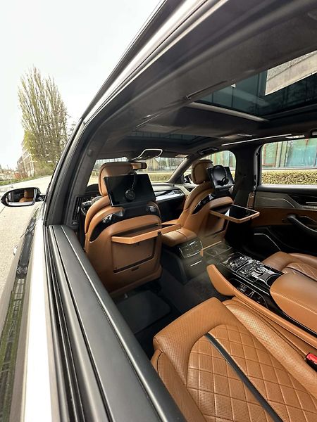 Audi A8 (2014) Long - fotka 4 z 31